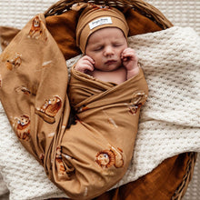 Load image into Gallery viewer, Roar Baby Wrap and Beanie Set